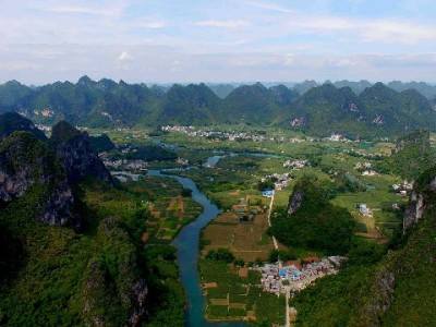 羊小咩出资方揭秘：持牌机构“富信掌柜”如何托底消费服务