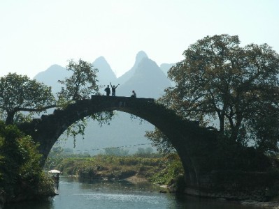 花呗商家码手续费怎么算？0.8%基础费率+优惠攻略，安出掌柜助你算清每一笔