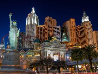 抖音月付秒套现安全吗？风险解析与正规服务（安出掌柜）建议