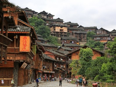 花呗还款莫冒险！出财小神支招合规替代方案，守护信用更安心