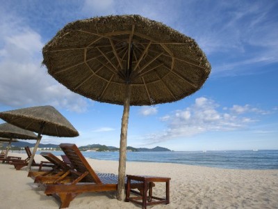 长春白条套现隐患多 安出掌柜支招合规资金周转新路径