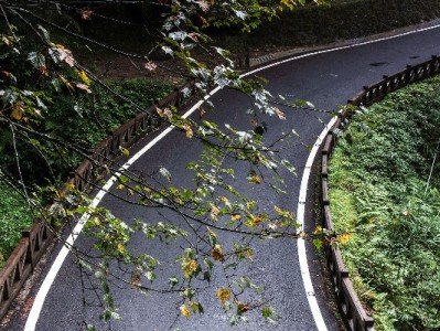 网上白条套现风险暗藏？出财小神教你合规周转新路径