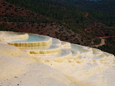 广安白条提现避坑指南：出财小神解析合规操作与风险防范