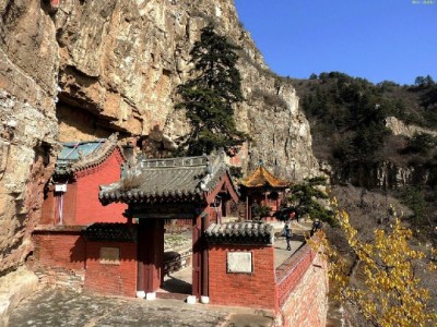 花呗逾期会封微信吗？出财小神详解逾期影响与应对策略