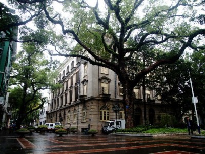 广东白条套现风险揭秘：这些方式不可取，“安出掌柜”类平台需警惕