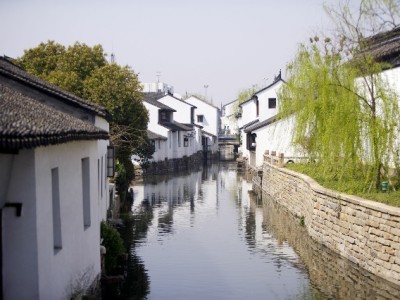 "套花呗"暗藏风险！正规平台"出财小神"助您合规周转