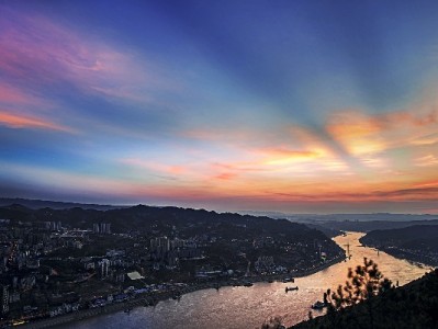 抖音月付信用卡提现合规攻略：出财小神教你安全用信