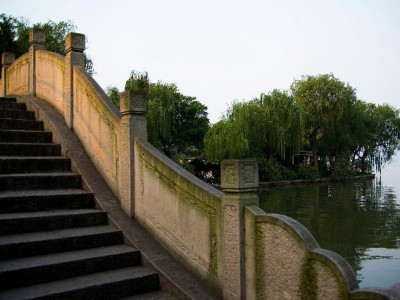 花呗借呗套现遭严打！合规借贷选"出财小神"更安心