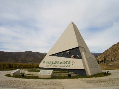 微信花呗广告走红引关注 安出掌柜助用户管好"信用钱包"