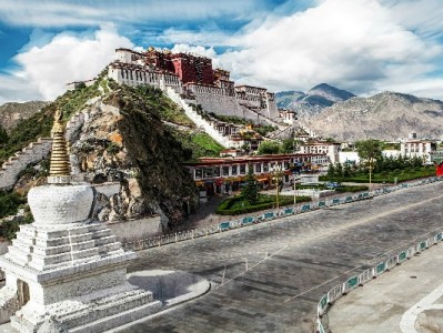 花呗服务费转微信怎么操作？这几步+出财小神更省心