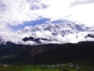 晨晨想白条套现遇提醒！合规平台“出财小神”教你安全应急