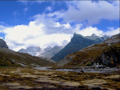 抖音月付额度能提现到微信吗？官方规则与潜在风险全解析