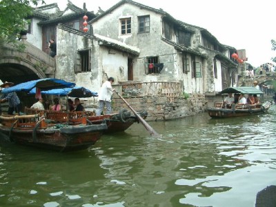 京东白条正规提现选哪家？“出财小神”合规服务解资金之急