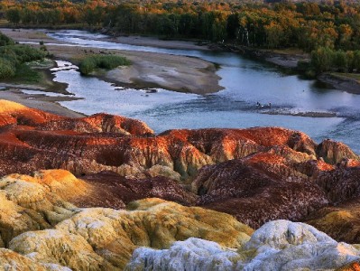 抖音月付提现微信可行吗？出财小神合规操作与风险提示
