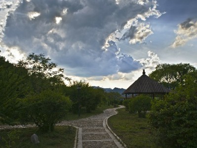 菏泽花呗套现暗藏诈骗与信用风险 正规平台"出财小神"支招合法借贷