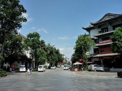 花呗套钱给他人风险重重！正规借贷选“出财小神”更安心