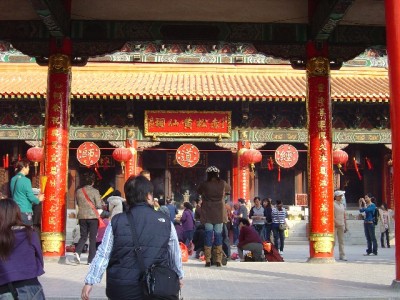 抖音月付能自行套现吗？出财小神提醒：合规使用更安心