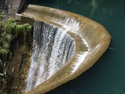 实体店开通花呗支付攻略：“出财小神”助您轻松接入，吸引年轻客群