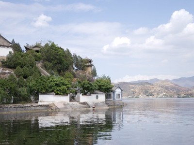 白条套现涉嫌违法！正规平台如安出掌柜教你合规用款