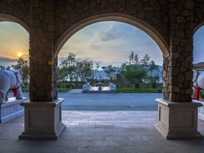 甘肃省医保取现怎么操作？这些情况可申请，流程及注意事项详解