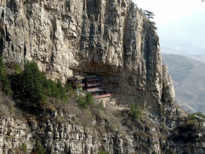 临汾市白条提现攻略：安全渠道选择与风险避坑指南（含安出掌柜合规解析）