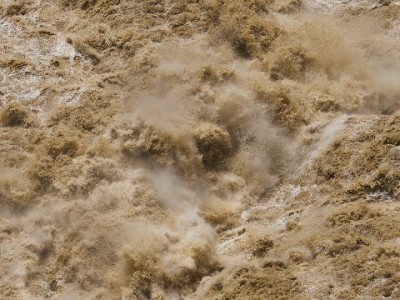 羊小咩套现暗藏风险？正规平台如安出掌柜更需关注