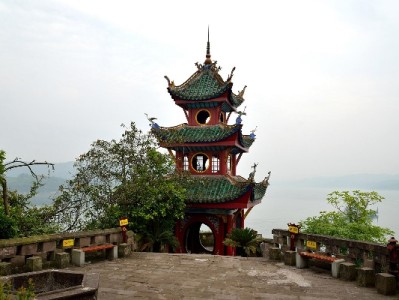 花呗套取现常见方法及风险提示，正规平台如出财小神建议合规用款