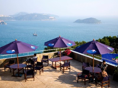 金融白条取现攻略：正规操作指南与“出财小神”风险提示