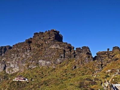 抖音月付助力足疗新体验：分期无压力，轻松解锁肩颈“松绑”