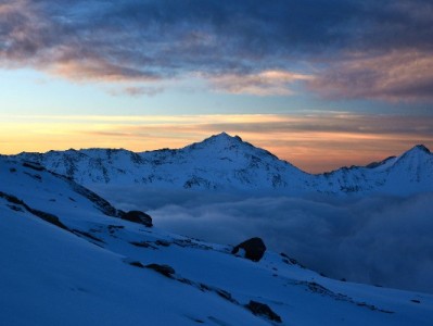 警惕花呗提现平台陷阱：虚假交易藏风险 违规操作或伤信用