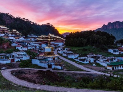 羊小咩套现常见商家类型及风险提示：违规操作需谨慎