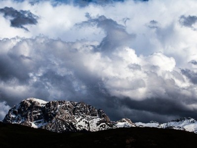 上海医保药店违规取现风险大 合法用卡指南请查收